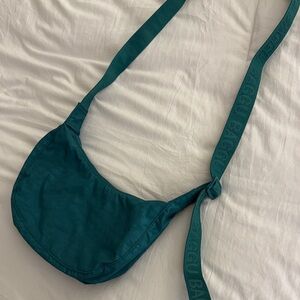 BAGGU small Crossbody Bag